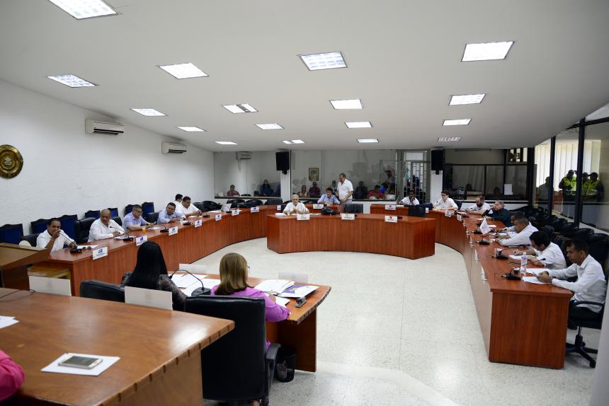 Concejo de Barranquilla posesiona a tres nuevos cabildantes tras renuncias para aspirar a la Cámara
