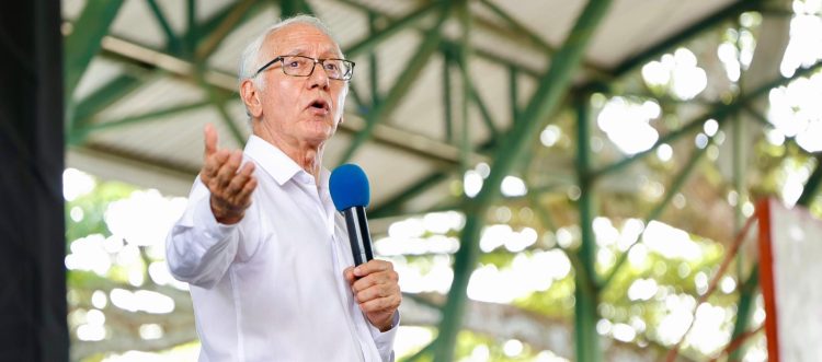 Estudiantes de Medicina recibirán salario mínimo y seguridad social durante su año de internado desde 2026