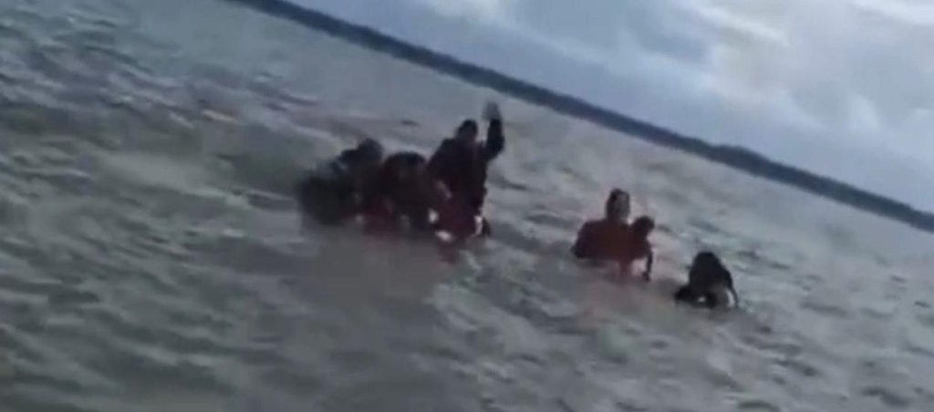 Cuatro muertos, entre ellos dos menores, deja naufragio de embarcación en el Pacífico caucano