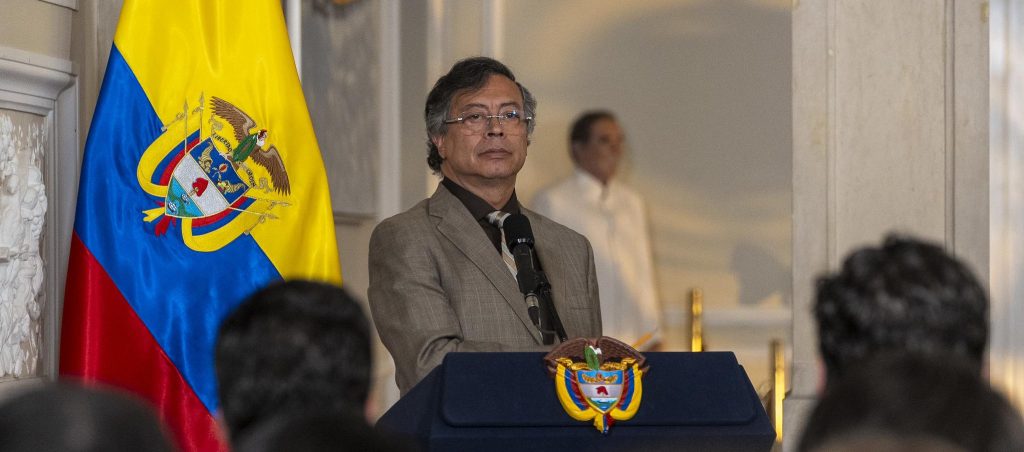 Salud, el mayor fracaso del Gobierno Petro: sin reforma y con crisis creciente en EPS y tutelas
