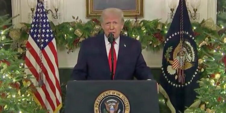 Trump anuncia bono de 1.776 dólares para más de 1,4 millones de militares en EE. UU.