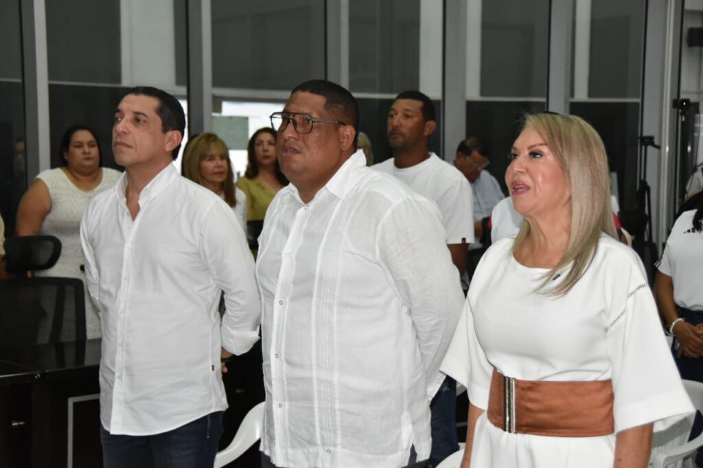 Asamblea del Atlántico posesiona a tres nuevos diputados tras renuncias para aspirar al Congreso