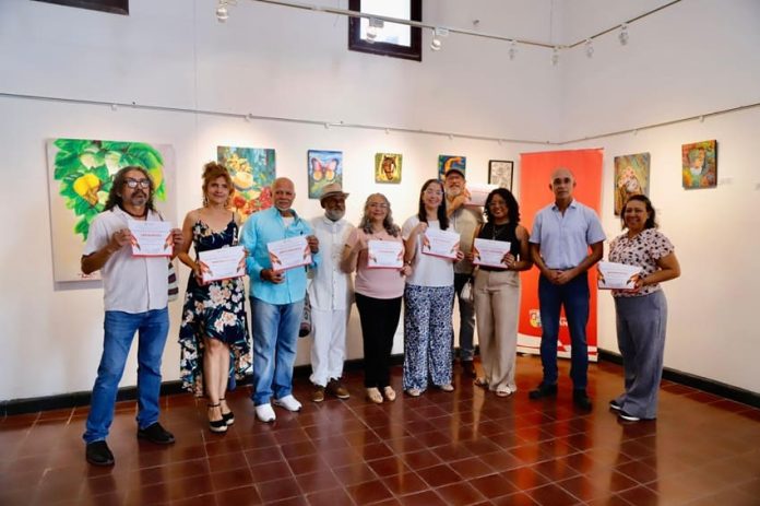 Gestores culturales del Atlántico debutan en las artes plásticas con exposición en el Museo del Atlántico