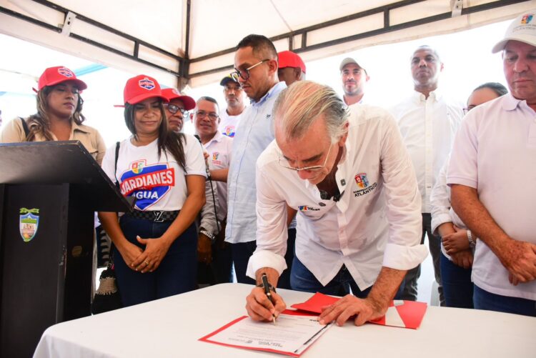 Gobernación del Atlántico adjudica acueducto para Villa Rosa con inversión de $11.300 millones