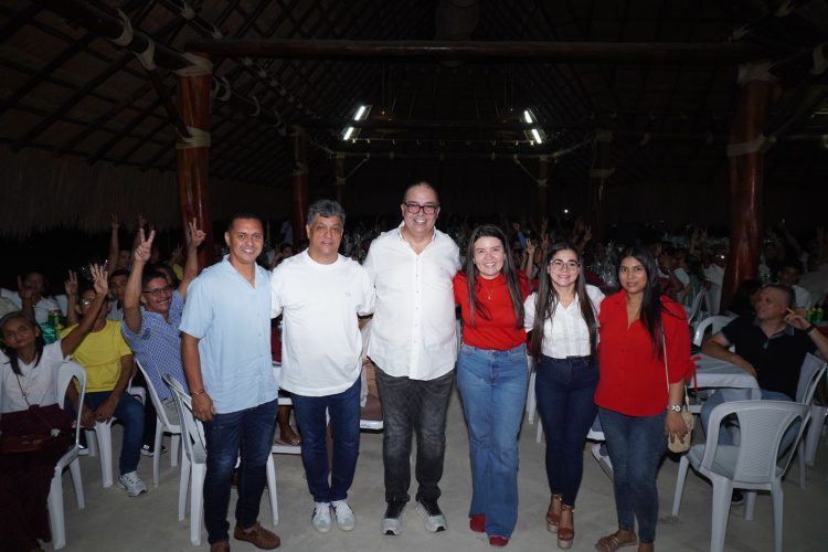 Roberto Celedón se suma a la casa política de Sergio Barraza y respalda proyectos clave para la provincia