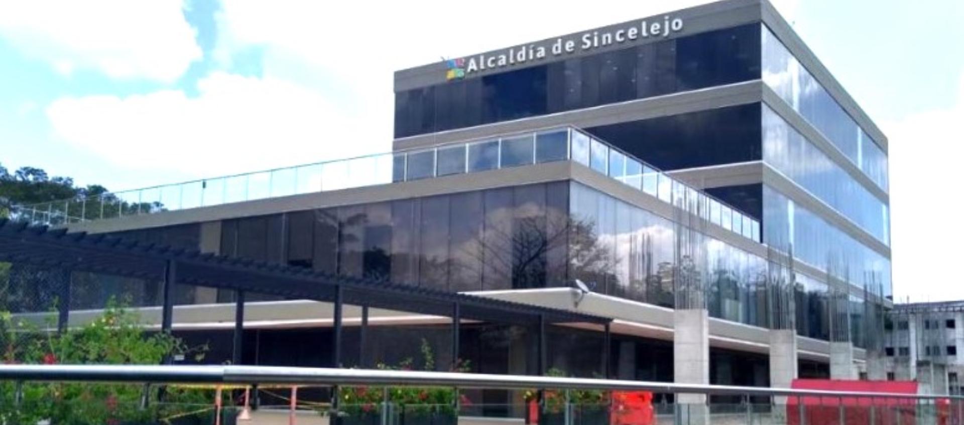 Procuraduría formula cargos a exalcaldesa encargada de Sincelejo por presuntas irregularidades en compra de textos escolares