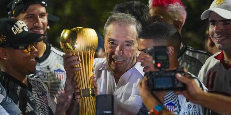 Fuad Char ya proyecta al Junior 2026 y anuncia refuerzos: “Vamos a traer algunos refuercitos”