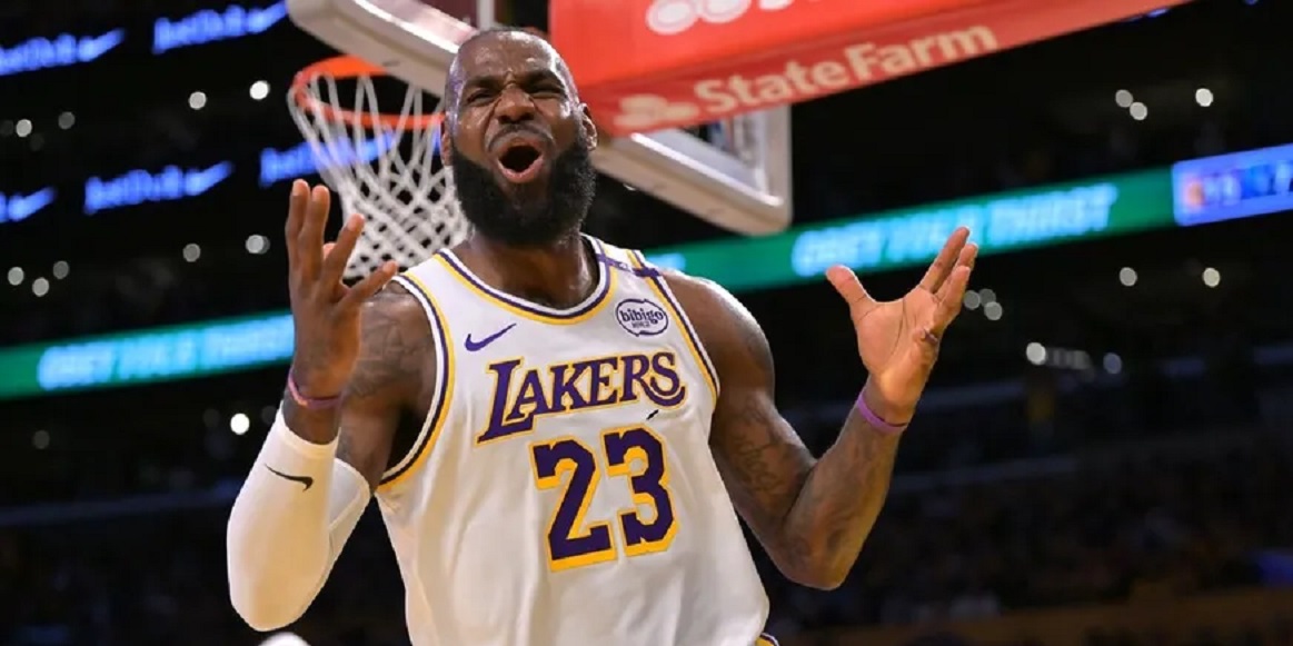 NBA: Con 26 puntos, LeBron James aportó para el triunfo de los Lakers sobre Suns