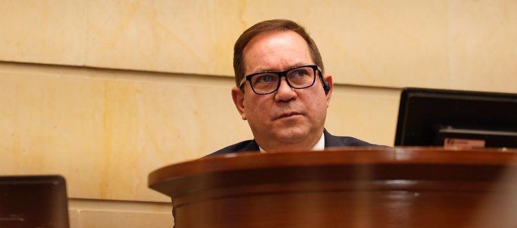 Senado aplazó control político al decreto de emergencia económica por falta de respuesta del Gobierno