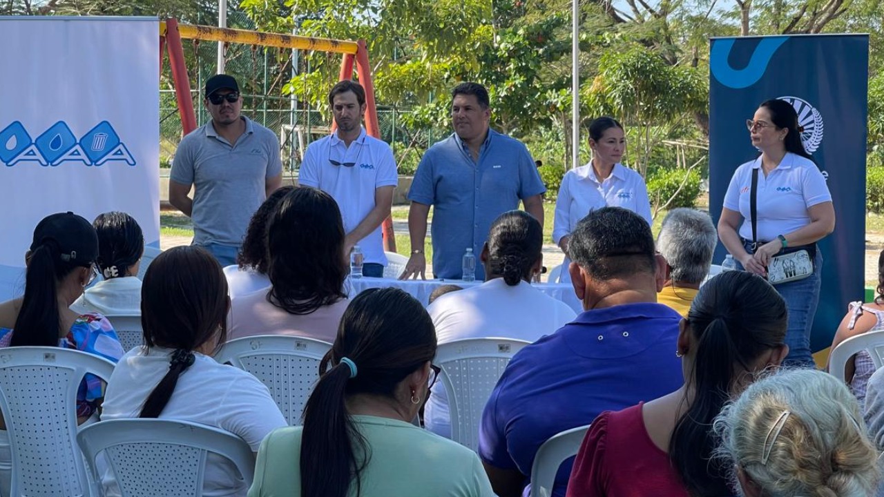 Alcaldía de Baranoa y Fundación Triple A inician mejoramiento y mantenimiento del parque Arecio Goenaga