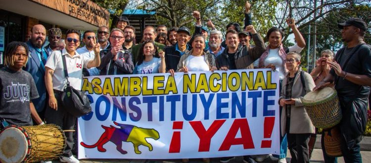 Constituyente en marcha: inscriben comité para recolectar más de 3 millones de firmas