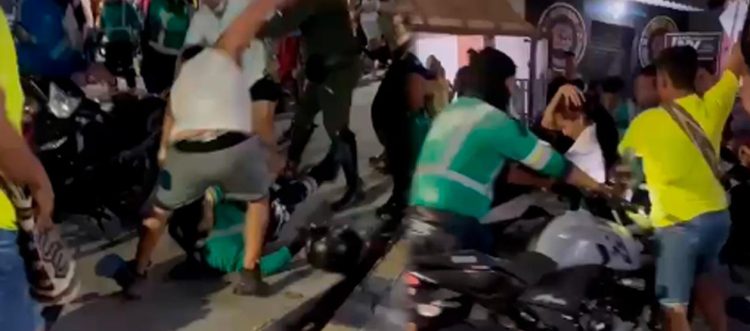 Agente de tránsito fue brutalmente agredido durante desfile de Coronación de la Reina en Salgar