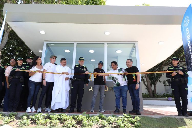 Alcalde Alejandro Char pone en funcionamiento el nuevo CAI La Alboraya en el suroriente de Barranquilla