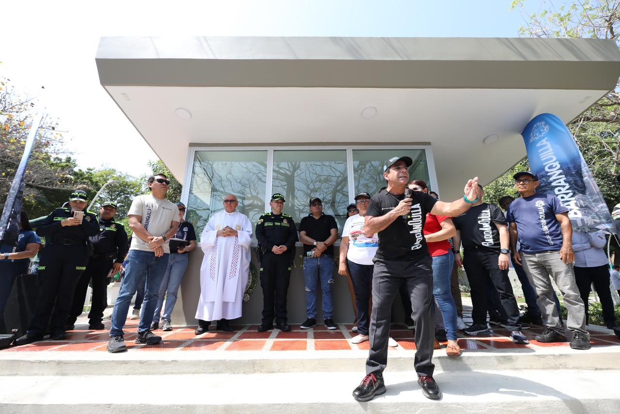 Alejandro Char entrega nuevo CAI en La Victoria y refuerza la seguridad en el sur de Barranquilla