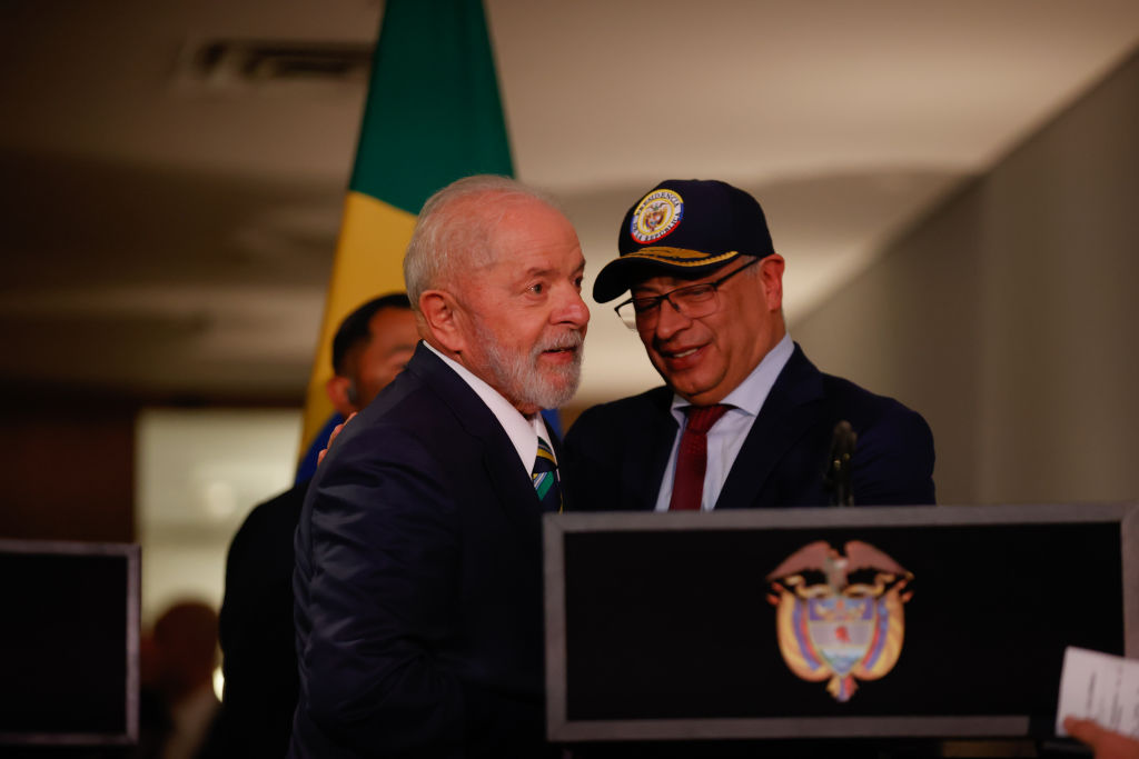 Petro y Lula celebran liberación de presos en Venezuela y rechazan uso de la fuerza extranjera