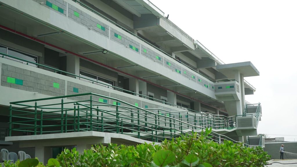 Más de 1.000 estudiantes estrenan renovada sede de la IED Técnica de Carrizal en Barranquilla