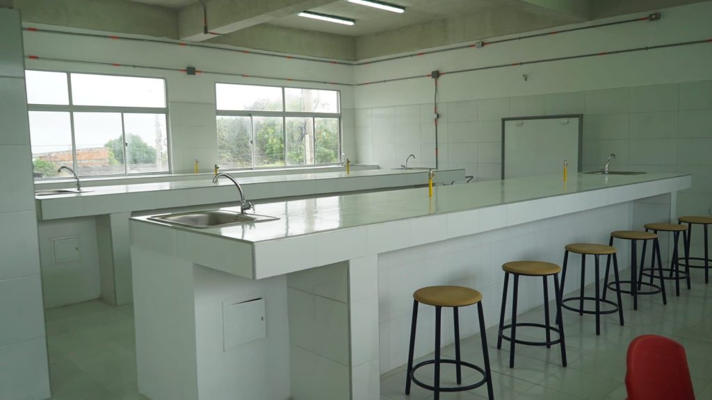 Más de 1.000 estudiantes estrenan renovada sede de la IED Técnica de Carrizal en Barranquilla