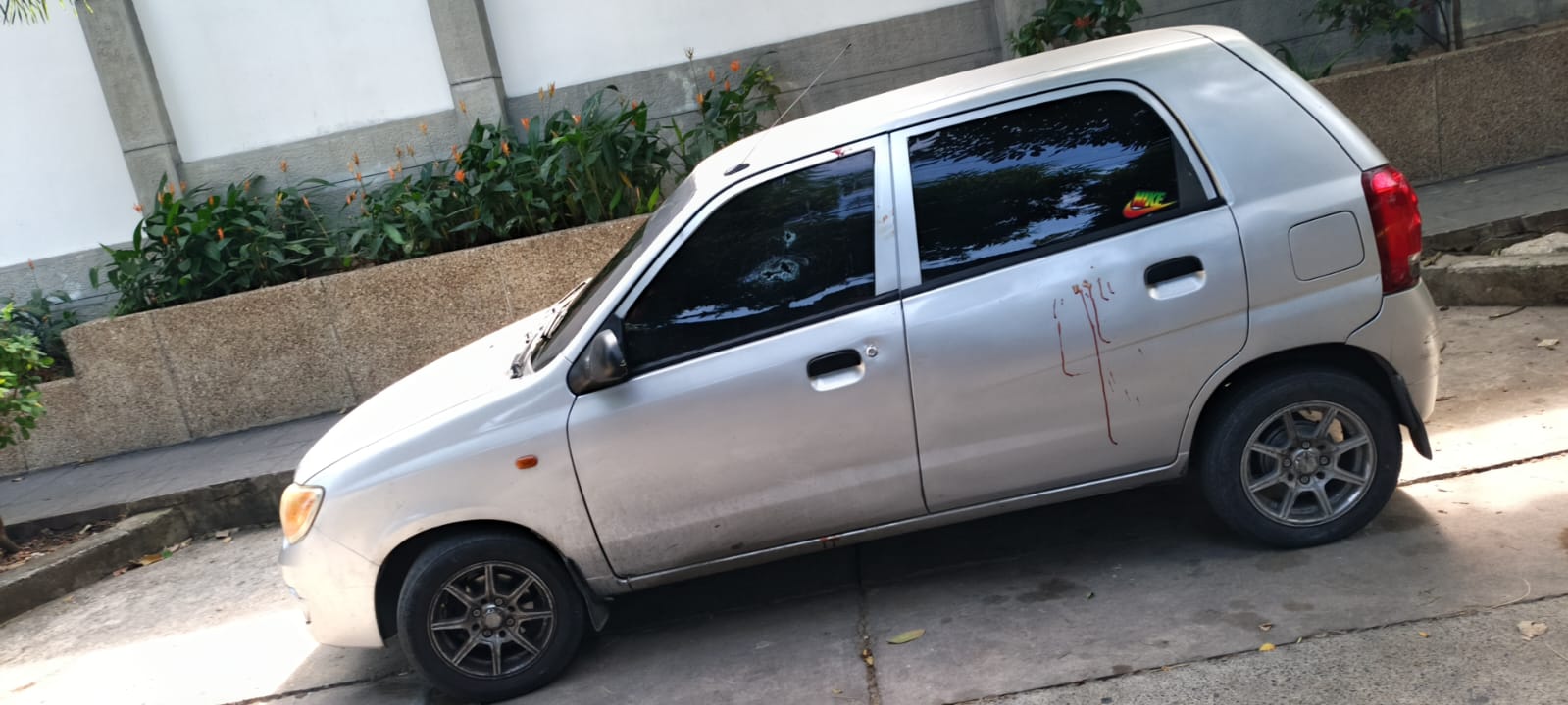 Ataque armado contra conductor de colectivo deja dos heridos en el barrio La Alboraya