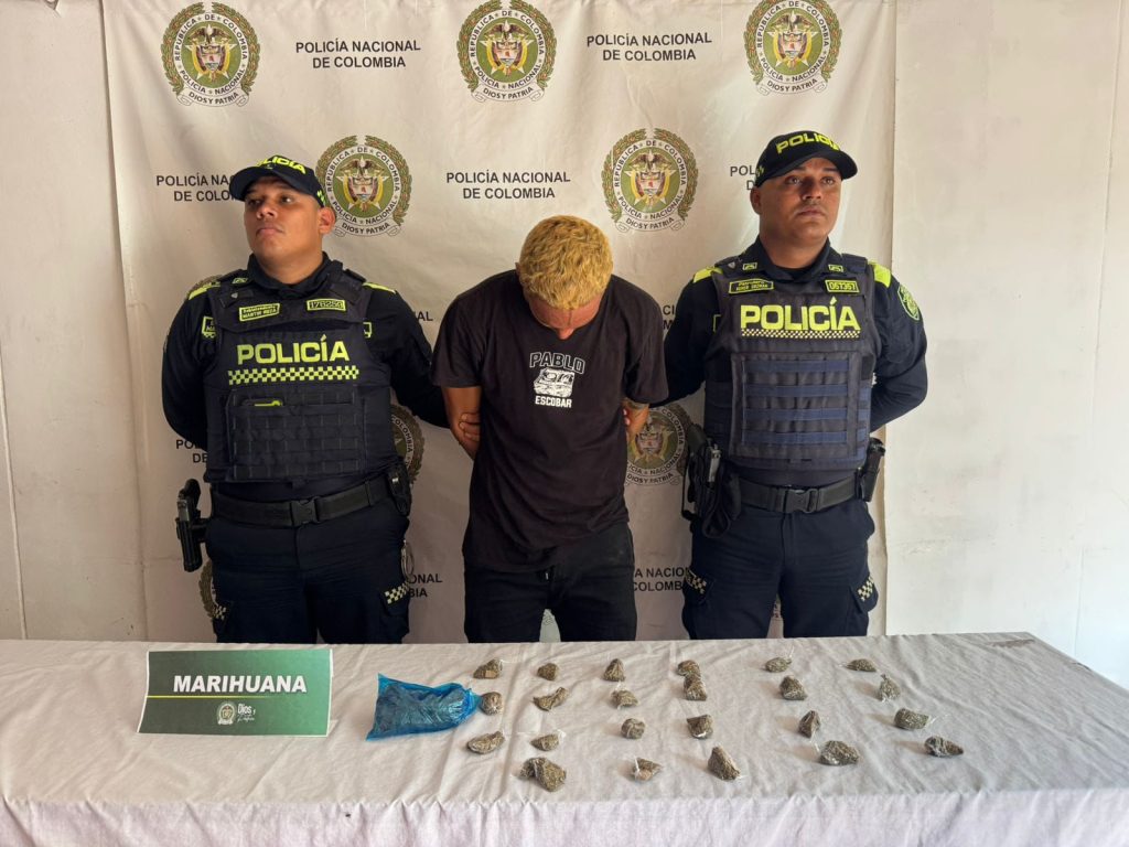 Capturan en Campo de la Cruz a hombre con 142 gramos de marihuana