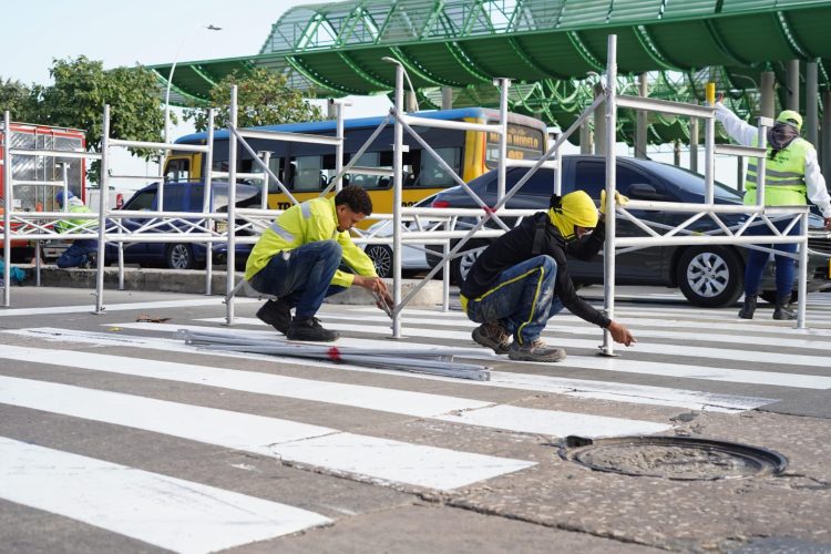 Pico y placa en la vía 40 por montaje de palcos del Carnaval de Barranquilla 2026