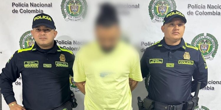 Capturan en la Terminal de Transportes de Barranquilla a hombre requerido por concierto para delinquir