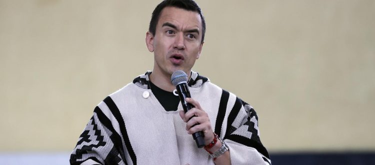 “A todos los criminales narco chavistas les llega su hora”: Daniel Noboa celebra captura de Nicolás Maduro