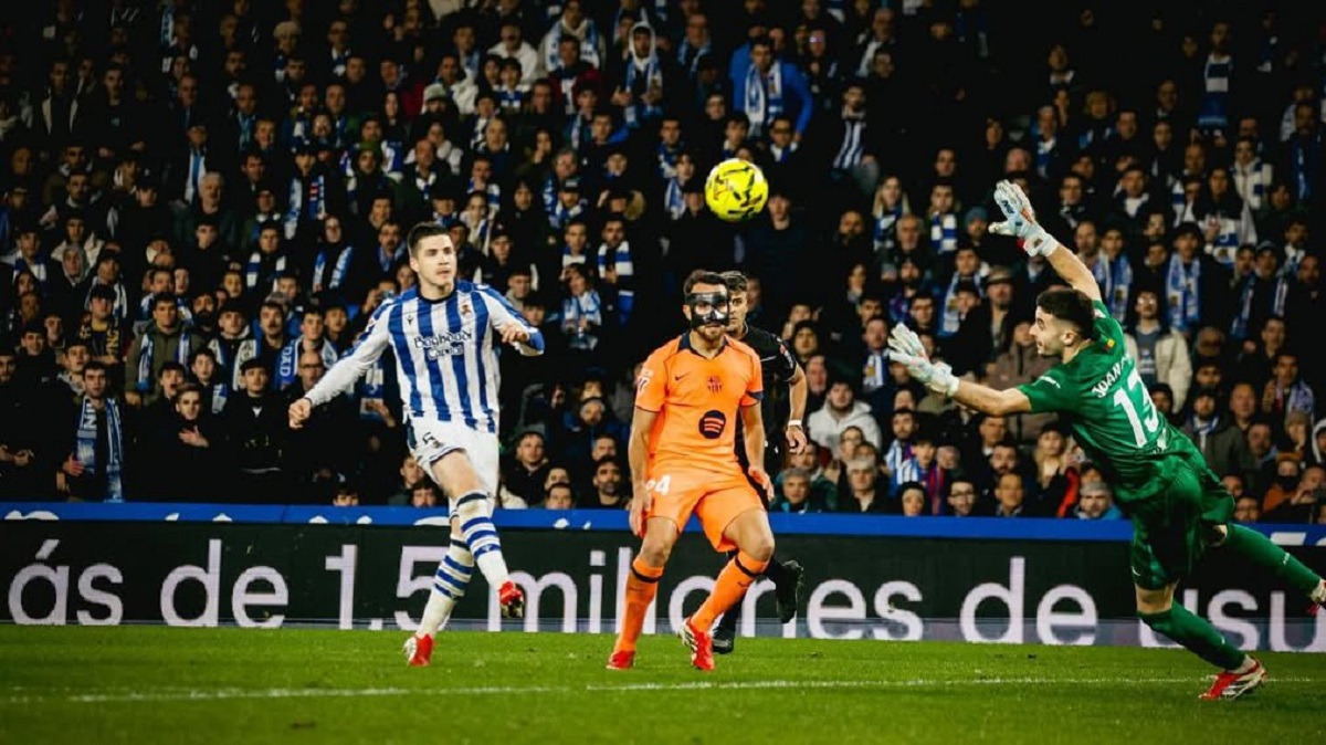 Fútbol español: Real Sociedad sorprendió al Barcelona