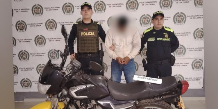 Hombre fue capturado con motocicleta robada en Santa María