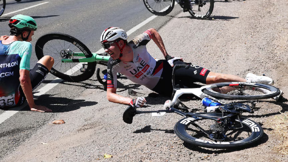 Ciclismo: Chocó contra un canguro, pero ganó una carrera en Australia