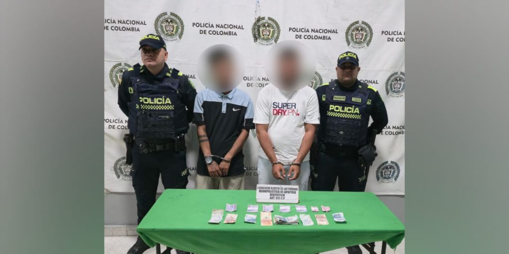 Capturan a dos hombres por ejercicio ilícito de rifas en el barrio Rebolo, en Barranquilla