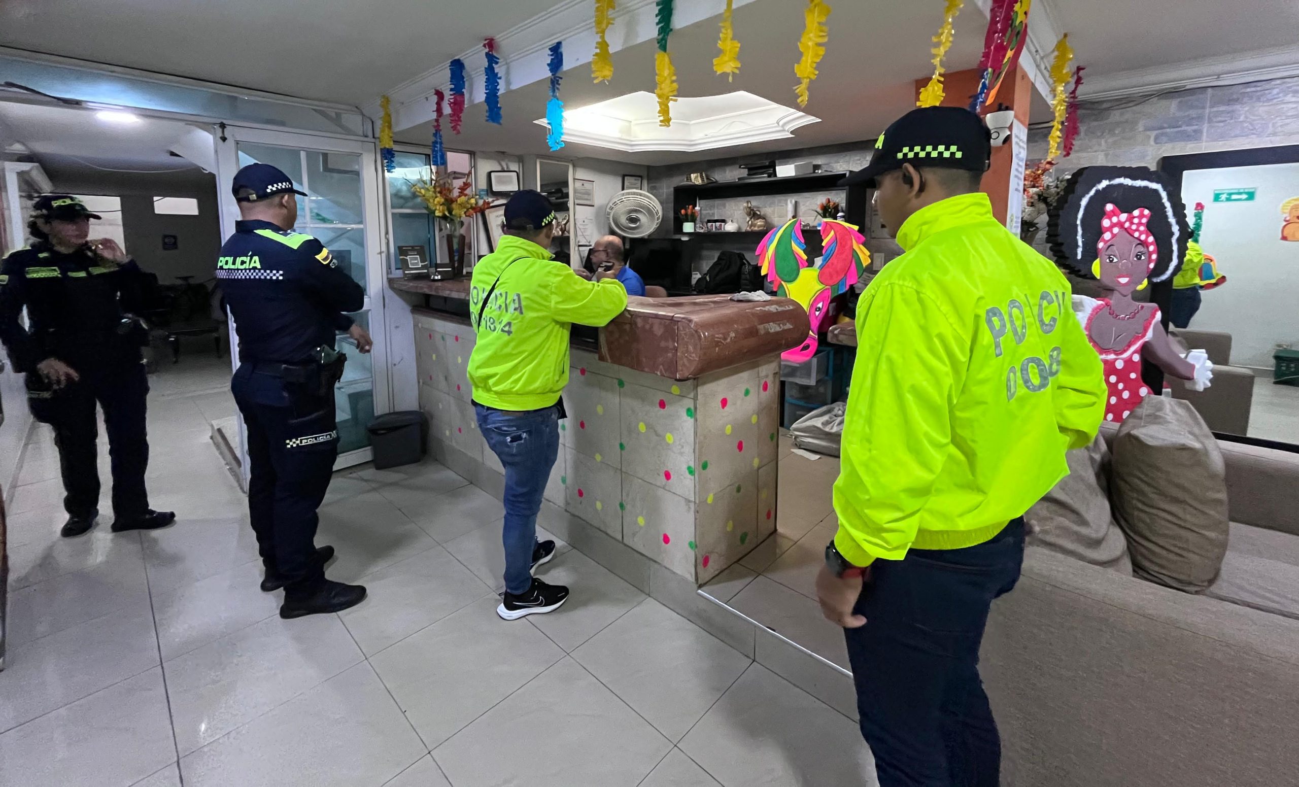 Refuerzan controles de seguridad en hoteles del centro de Barranquilla para prevenir delitos