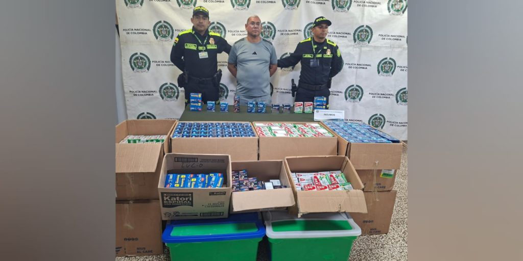 Incautan 1.700 cajas de medicamentos adulterados en Barranquilla y capturan a un hombre