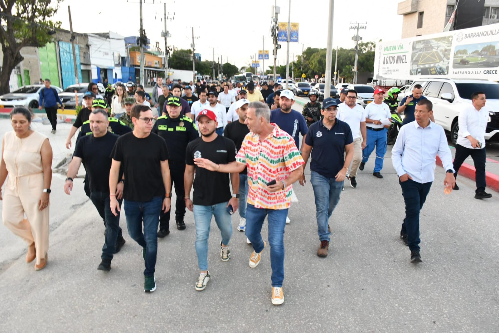 Alcaldía inspecciona Vía 40 y carrera 50 para garantizar seguridad en desfiles del Carnaval de Barranquilla