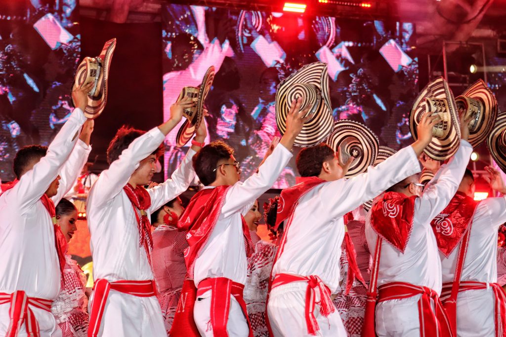 Baranoa rindió tributo a los hacedores del Carnaval del Atlántico con 520 artistas en escena