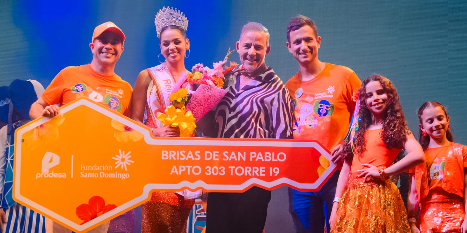 Reina Popular 2026 recibió vivienda propia como premio