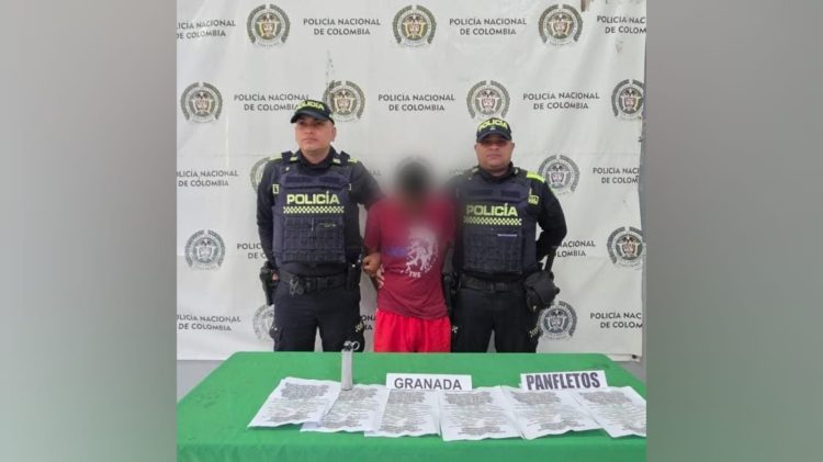 Capturan en Barranquilla a joven con panfletos extorsivos y granada