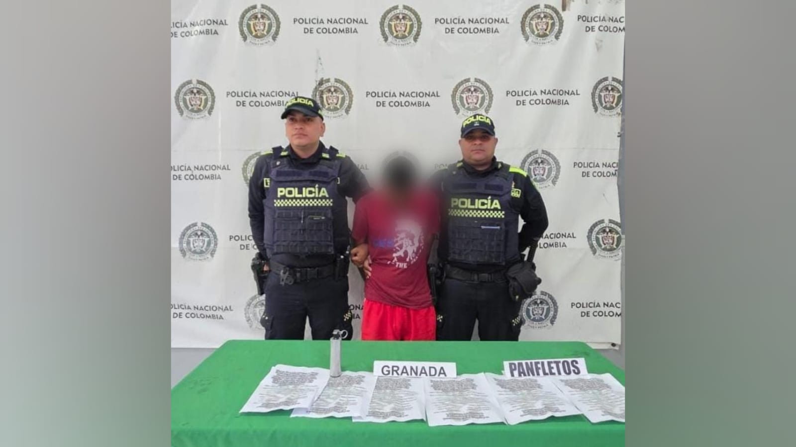 Capturan en Barranquilla a joven con panfletos extorsivos y granada
