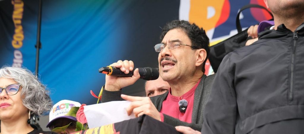 Iván Cepeda denucia ante CIDH