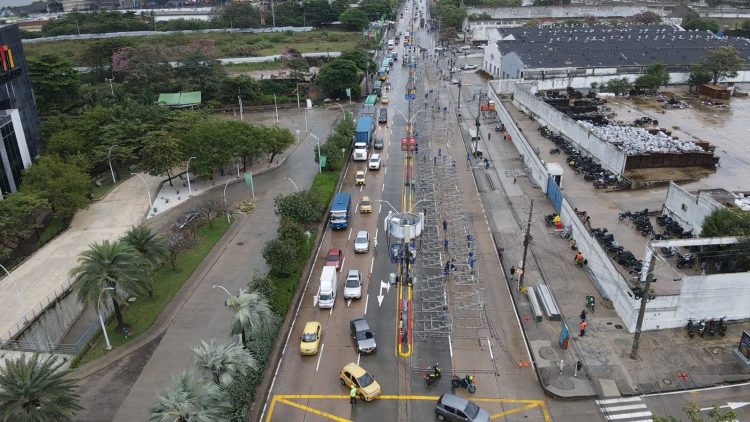 Comenzó pico y placa en la vía 40 por montaje y desmontaje de palcos del Carnaval de Barranquilla