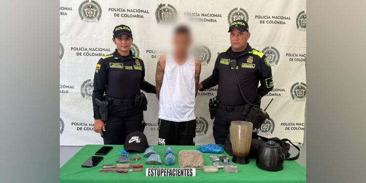 Capturan a extranjero con 750 dosis de marihuana durante operativos de Turismo Seguro en el centro de Barranquilla