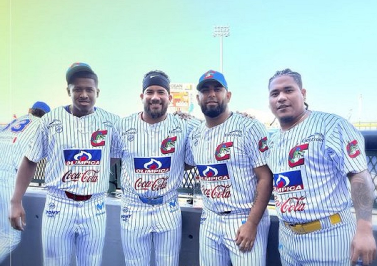 Caimanes debutó con triunfo ante los Leones de Nicaragua: Harold Ramírez la sacó del parque