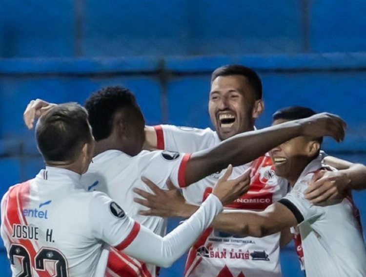 Copa Libertadores: Nacional de Potosí ganó por la mínima diferencia al Botafogo