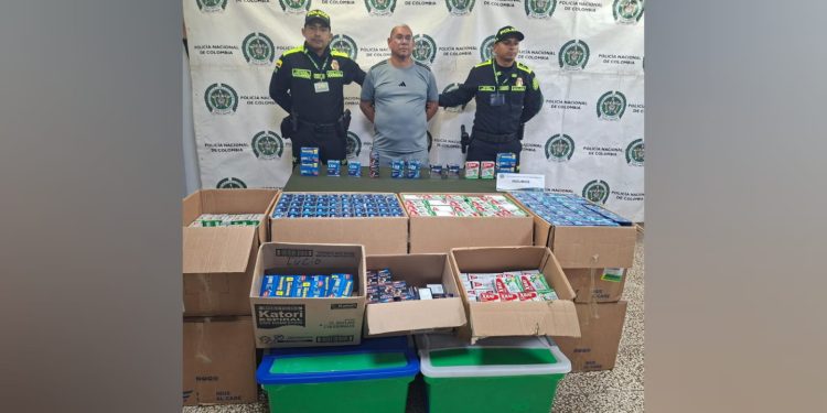 Incautan 1.700 cajas de medicamentos adulterados en Barranquilla y capturan a un hombre