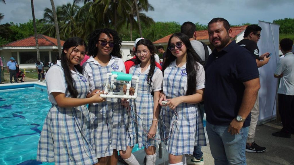 Barranquilla avanza en estrategia BAQSTEM+IS para fortalecer educación en ciencia, tecnología e innovación