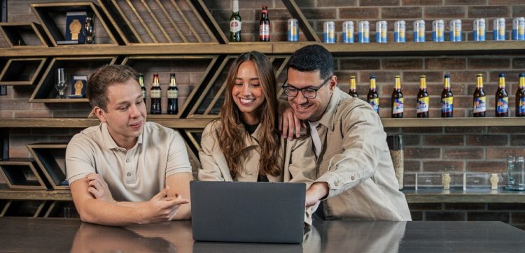 Bavaria abre su programa de jóvenes talentos GMT, Graduate Management Trainee, para desarrollar a su próxima generación de líderes