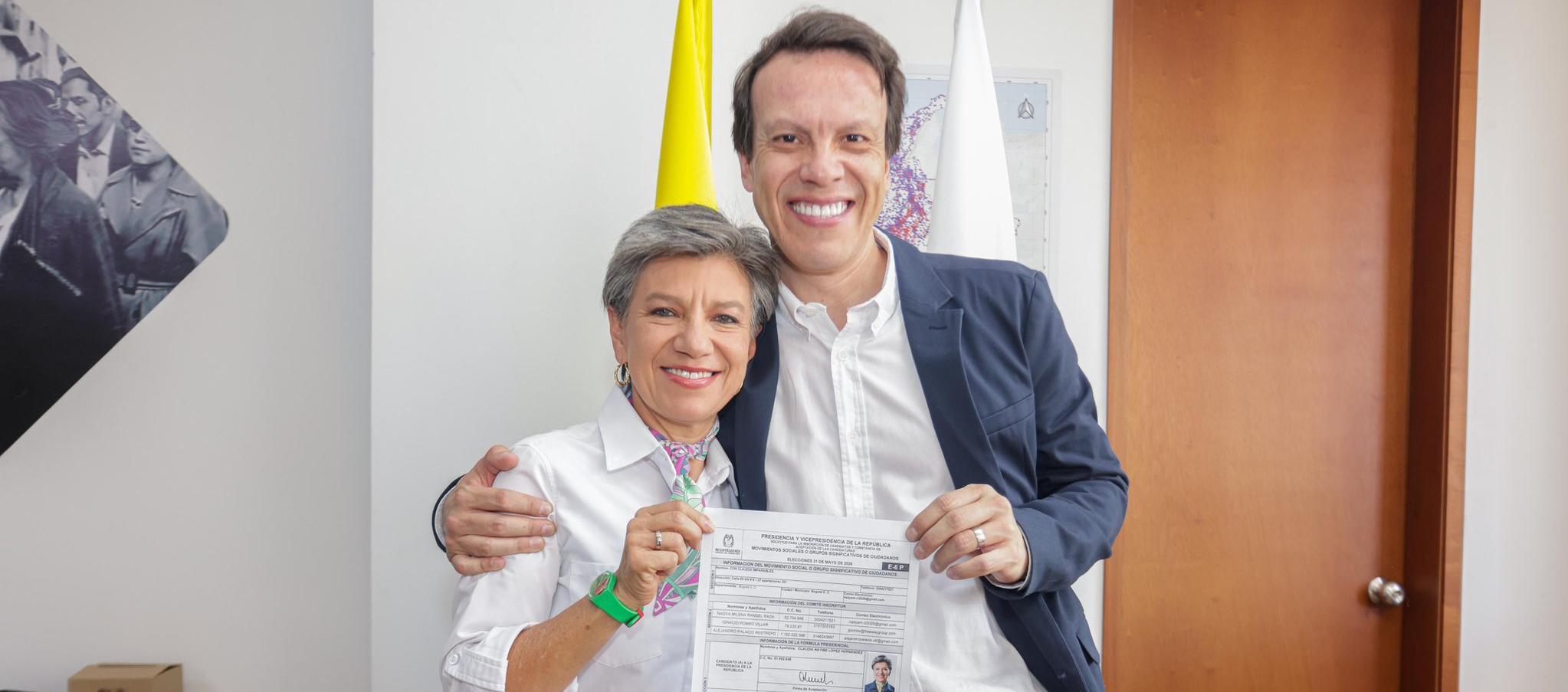 Claudia López inscribe su candidatura presidencial y confirma a Leonardo Huerta como fórmula vicepresidencial