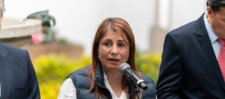 Defensora del Pueblo advierte riesgo general para candidatos presidenciales y alerta sobre estigmatización política