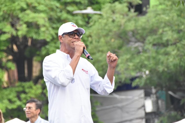 Alberto Ortiz