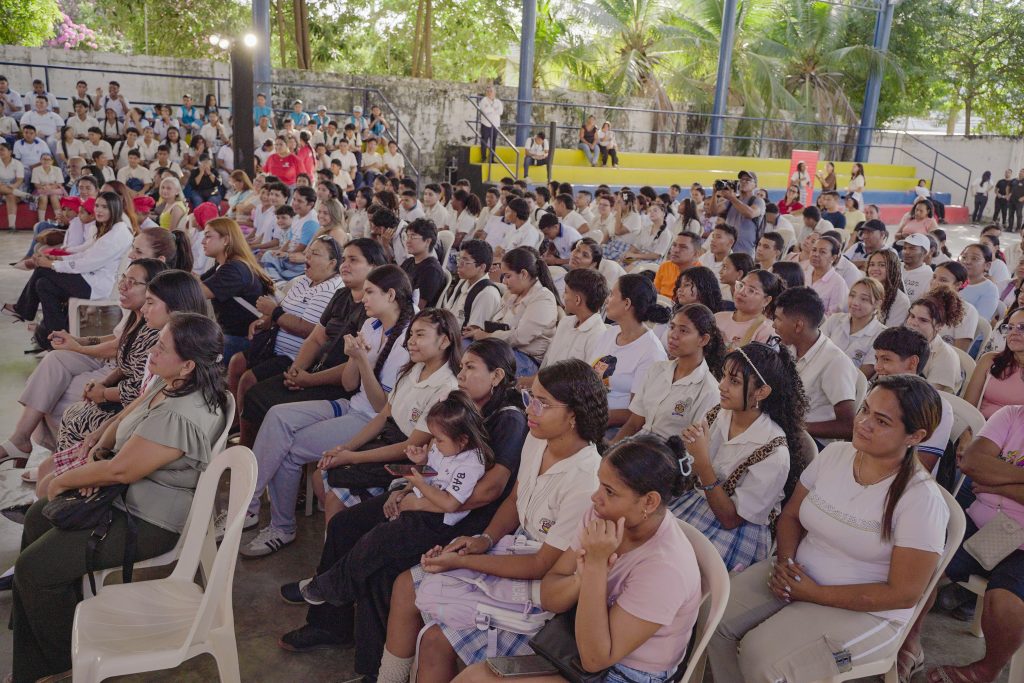 Gobernación del Atlántico lanza programa de habilidades digitales para más de 3.400 estudiantes de secundaria