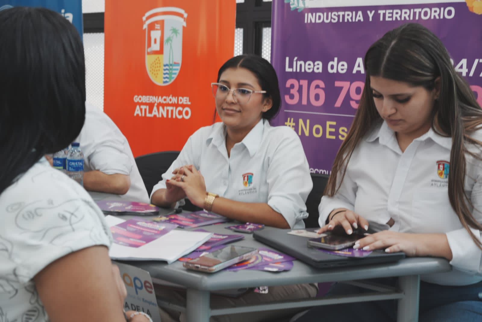 “Las mujeres del Atlántico son motor de transformación social y económica”: gobernador Eduardo Verano